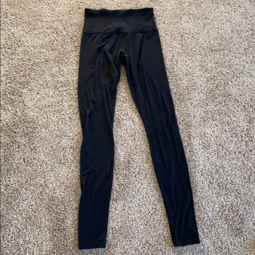 Lululemon leggings size 4